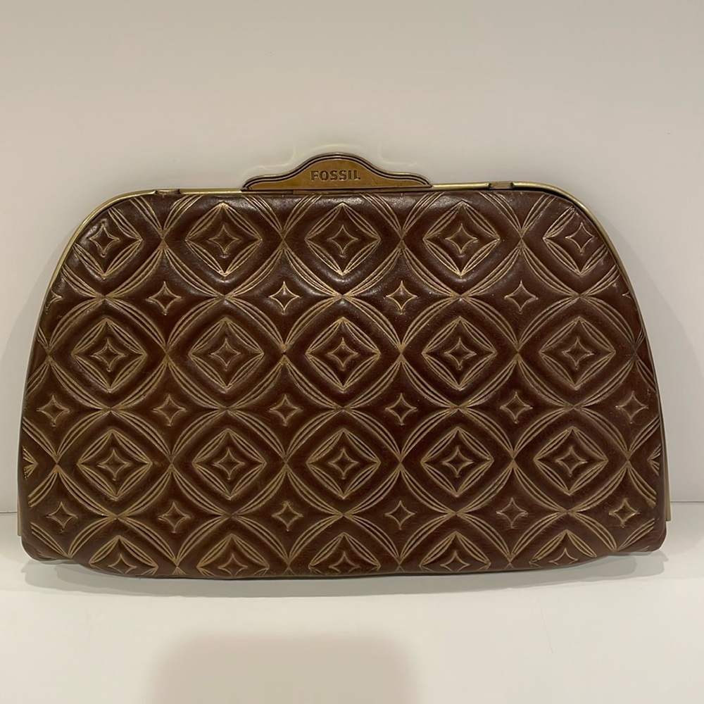 VINTAGE FOSSIL CLUTCH HANDBAG BROWN & GOLD WITH SMALL CHAIN FOR HANDLE
